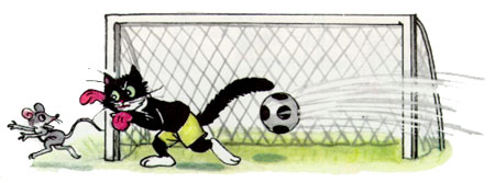 Кот ловит мышку